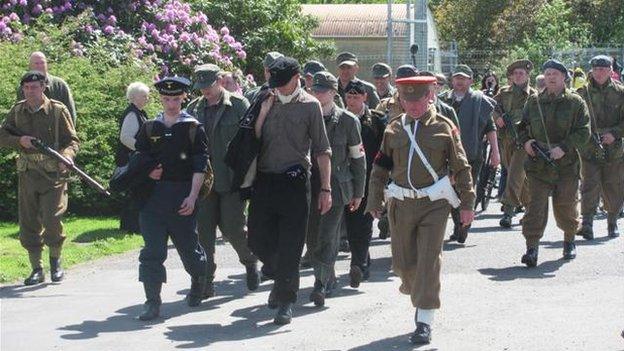 march to the camp