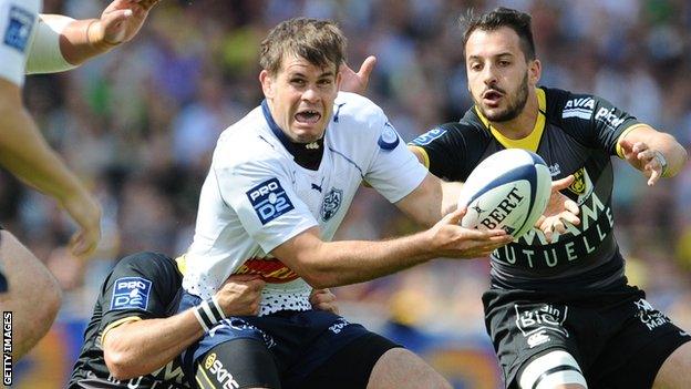 Louis Ludik [centre] in action for French side Agen earlier this month