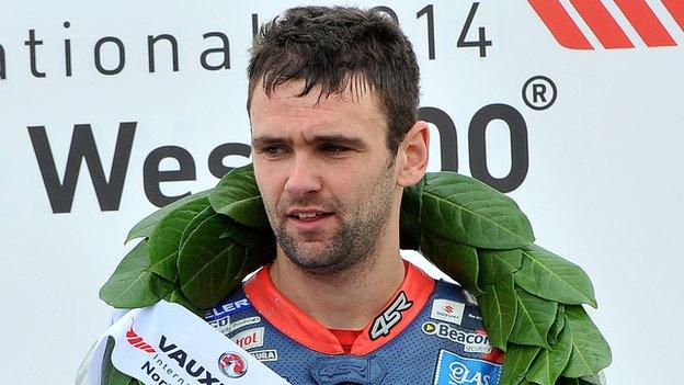 William Dunlop clinched a thrilling Superbike win at the recent North West 200