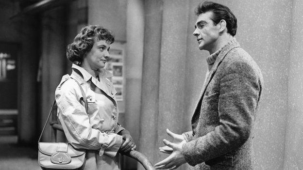 Jacqueline Hill as Grace and Sean Connery as Mountain McClintock in Requiem for a Heavyweight