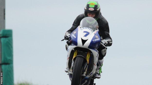 Gary Johnson dominated Monday's Supersport Race 1 at the Isle of Man TT