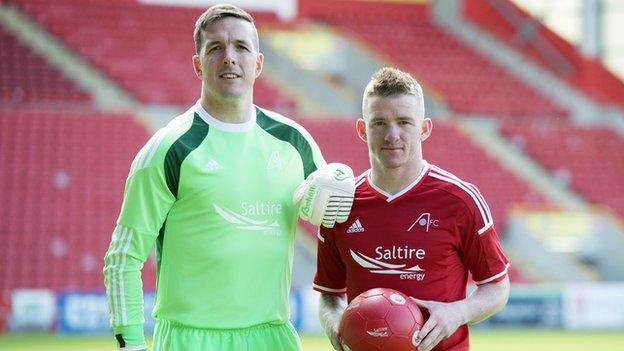 Aberdeen goalkeeper Jamie Langfield and Johnny Hayes