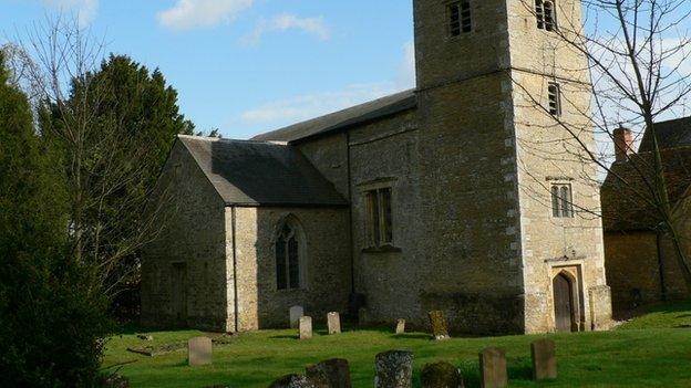 The churchyard at Chetwode