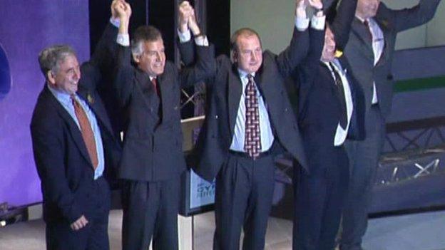 Dafydd Wigley, Peter Hain, Ron Davies, Wyn Griffiths and Richard Livesey