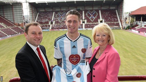 Ian Murray, defender Jordan McGhee and Ann Budge