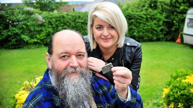 Barrie Jones with his daughter Amber Bates and the dog tag