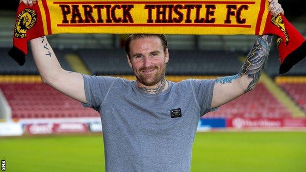 Ryan Stevenson is paraded by Partick Thistle