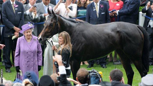 The Queen congratulates Estimate following the Gold Cup win in 2013