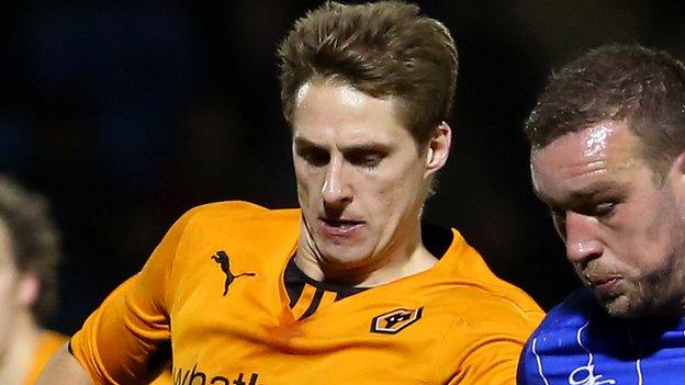 Wolves midfielder Dave Edwards