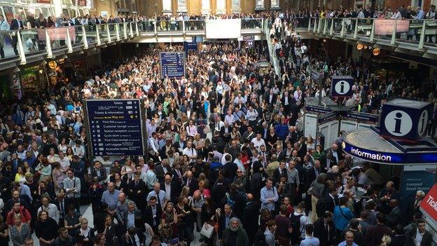 Crowds at Liverpool Street Station