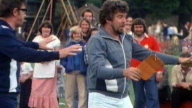 Rolf Harris on 1978's Star Games