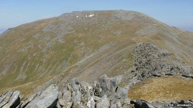 Carnedd Llewellyn from Bwlch Cyfryw-drum