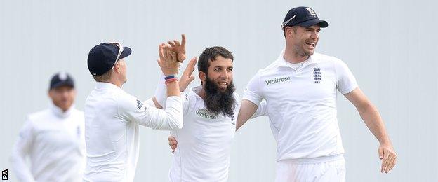 England's Moeen Ali celebrates removing Lahiru Thirimanne