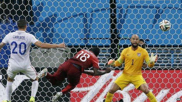 Portugal's Silvestre Varela scores a game-tying goal in their match with the US.