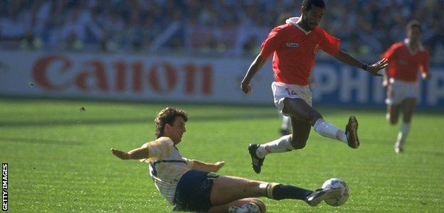 Costa Rica face Scotland in 1990