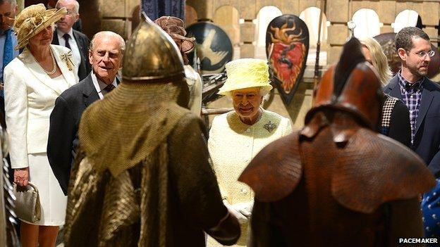 The Royal couple got a chance to see some of the costumes from Game of Thrones at close quarters