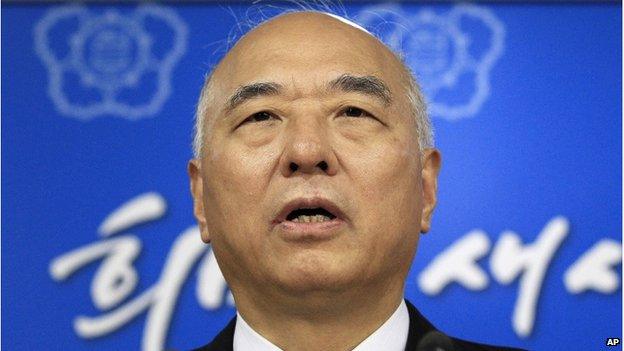 Former Prime Minister nominee Moon Chang-keuk speaks during a news conference about his resignation at the government complex in Seoul, South Korea, on 24 June 2014.