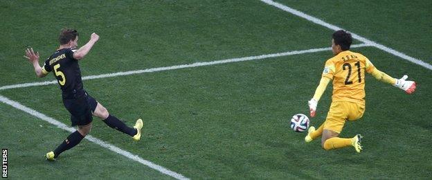 Belgium defender Jan Vertonghen scores for his side against South Korea