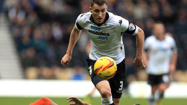 Defender Craig Forsyth