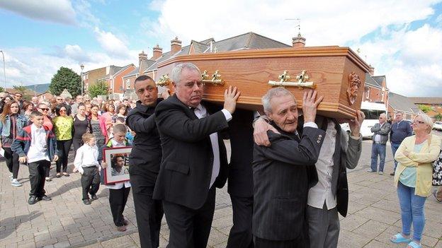 Paddy Hill of the Birmingham Six was among the mourners who helped to carry the coffin of Gerry Conlon