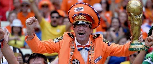 Netherlands fan