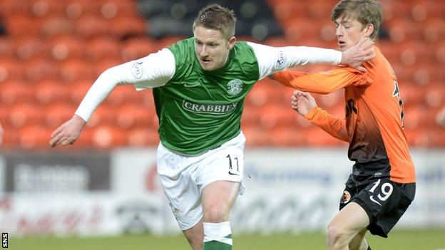 Former Hibernian midfielder Paul Cairney has moved to Kilmarnock