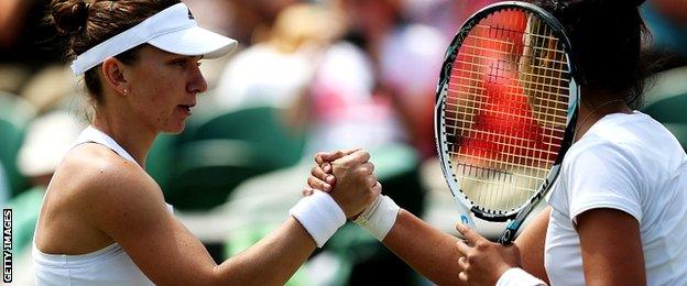 Simona Halep and Zarina Diyas