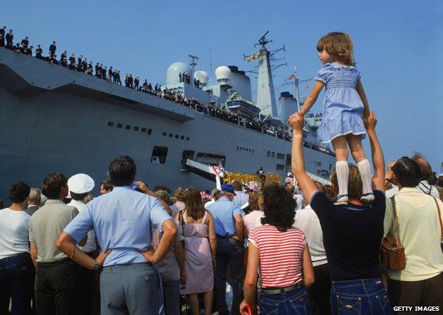 The HMS Invincible returns to Portsmouth, carrying British troops home from the Falklands War, 17th September 1982