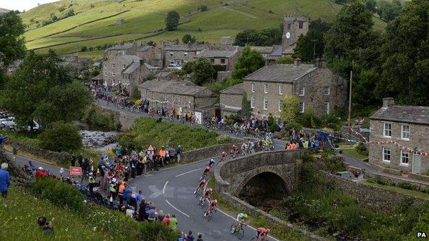 Tour de France peloton Muker