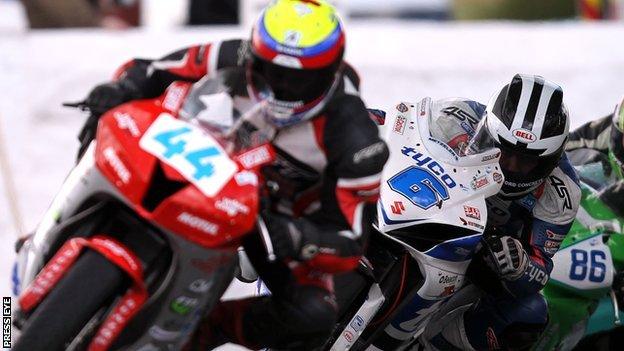 Jamie Hamilton leads William Dunlop at Skerries