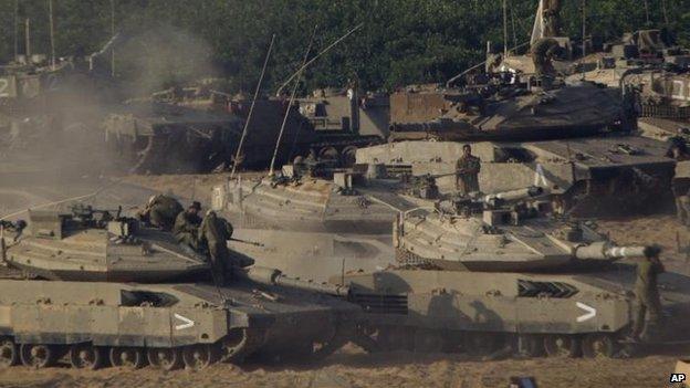 Israeli troops on Gaza border 10 July