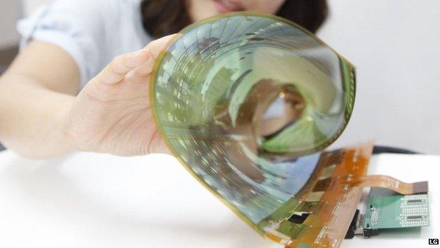 LG flexible screen