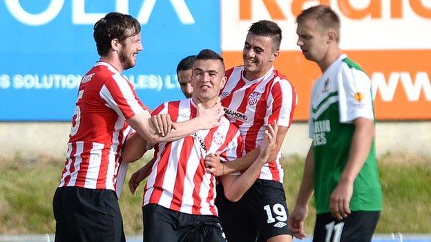 Derry City players celebrate Michael Duffy's opening goal