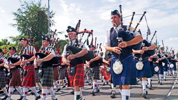 Corby pipers