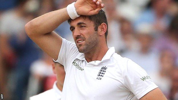 England paceman Liam Plunkett feels the strain