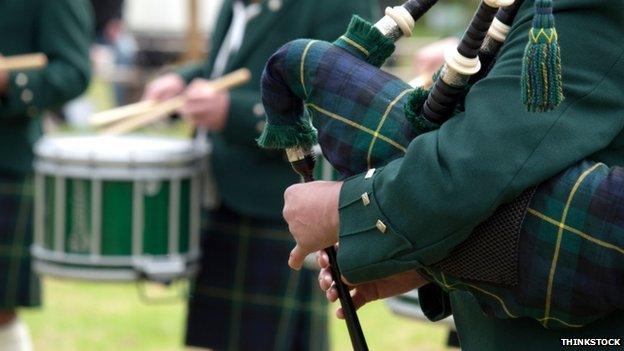 Scottish pipes and drums