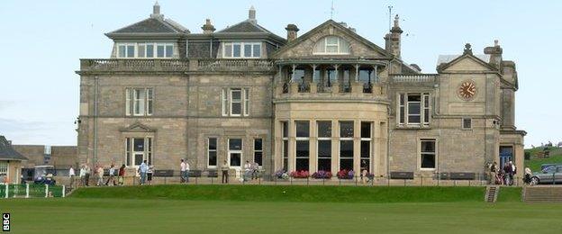 Royal and Ancient club house, St Andrews golf course