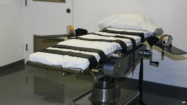 A gurney in an execution chamber is is seen in McAlester, Oklahoma, on 15 April 2008