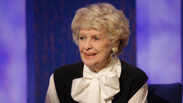 Elaine Stritch seen in 2002