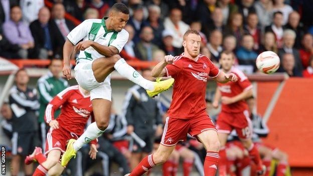 There were few thrills for the 16,523 crowd in a cagey match at Pittodrie