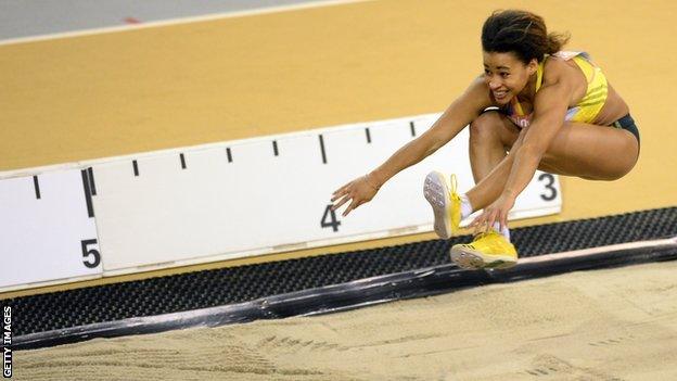 Jazmin Sawyers long jumping