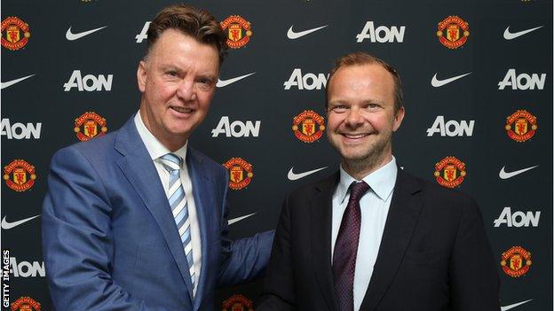 Ed Woodward (left) and Louis Van Gaal