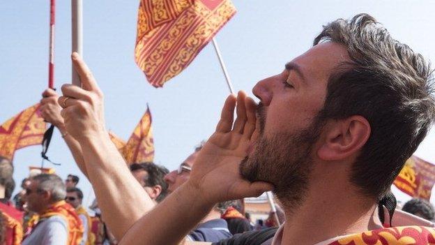 Venetian autonomist screams pro-independence slogans on April 25, 2014 in Venice, Italy