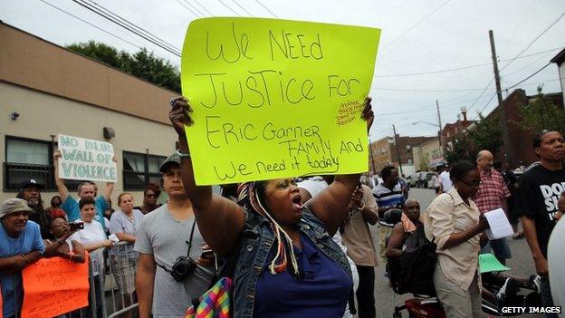 People participated in a demonstration against the death of Eric Garner in New York on 19 July 2014