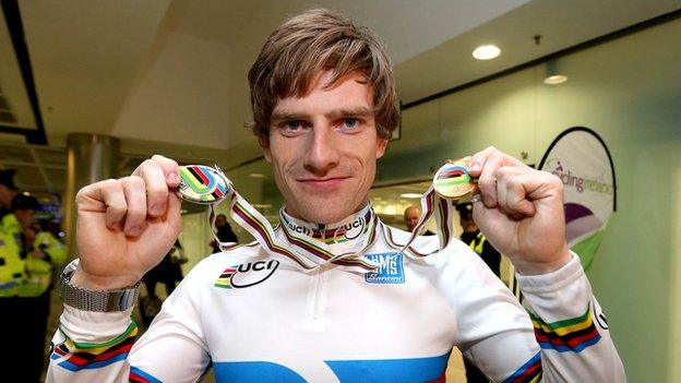 Martyn Irvine won World Track Championship gold and silver medals last year