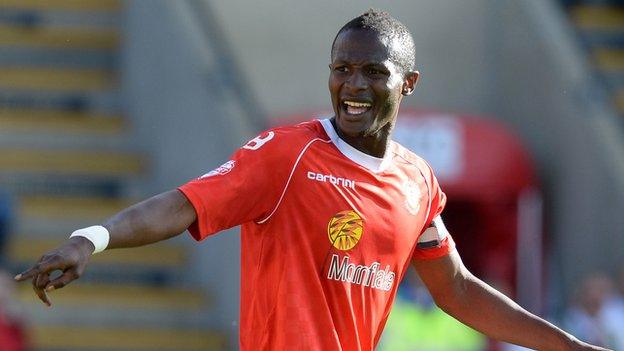 Abdul Osman in action for Crewe