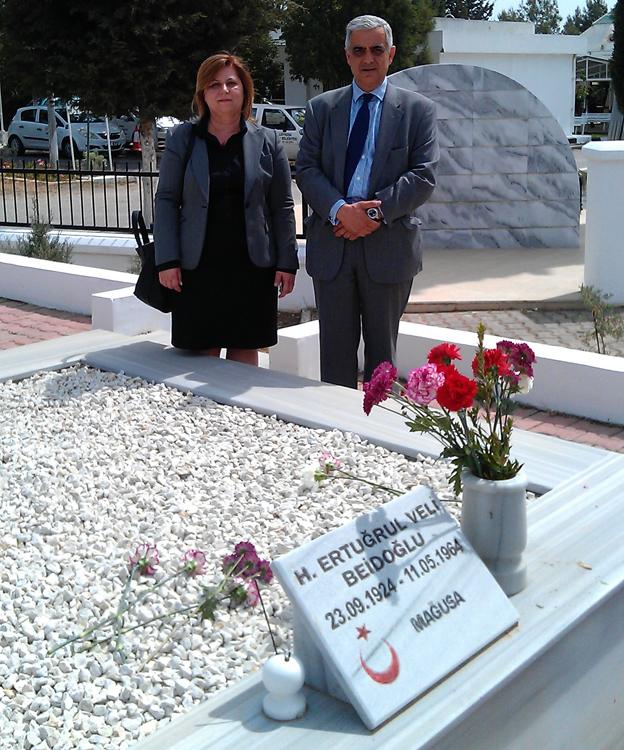 Arturo Veli's grave