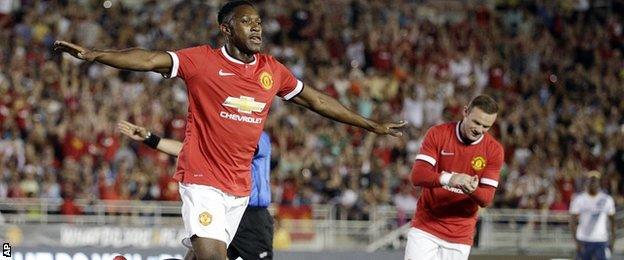 Danny Welbeck scores for Manchester United