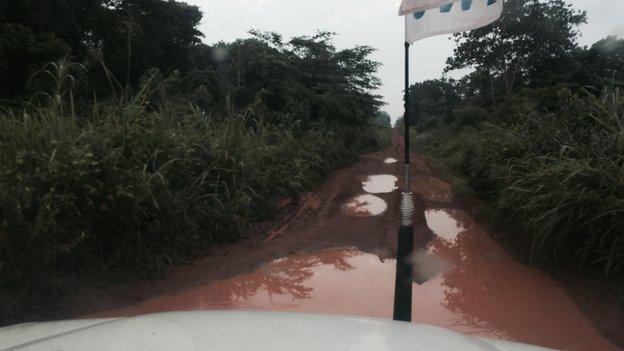 The road to Bambari, CAR (July 2014)