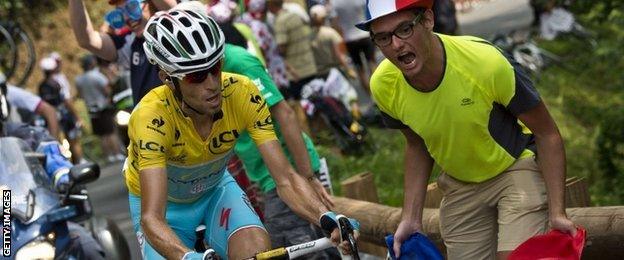 Vincenzo Nibali powered up Hautacam to leave his closest challengers in his wake